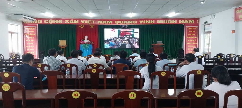 TẬP HUẤN CẬP NHẬT HƯỚNG DẪN GIÁM SÁT, CHUẨN ĐOÁN VÀ ĐIỀU TRỊ BỆNH TAY CHÂN MIỆNG , SỐT XUẤT HUYẾT