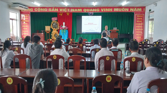 TRUNG TÂM Y TẾ KHU VỰC CHÂU THÀNH TỔ CHỨC TẬP HUẤN CHẨN ĐOÁN VÀ ĐIỀU TRỊ BỆNH TAY CHÂN MIỆNG NĂM 2026
