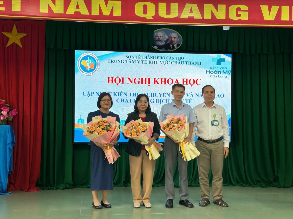 Hội nghị khoa học Chủ đề: "Quy trình tiếp nhận và Chăm sóc khách hàng, Cập nhật, Chẩn đoán và Điều trị bệnh Thận mạn, Cập nhật và xử trí Cấp cứu ngưng hô hấp- Tuần hoàn".